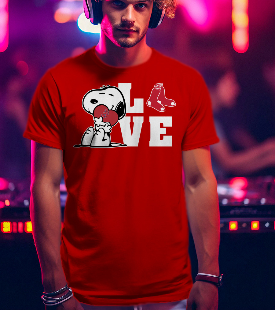 Snoopy Love Boston Red Sox Heart Peanuts Baseball Fan T-Shirt