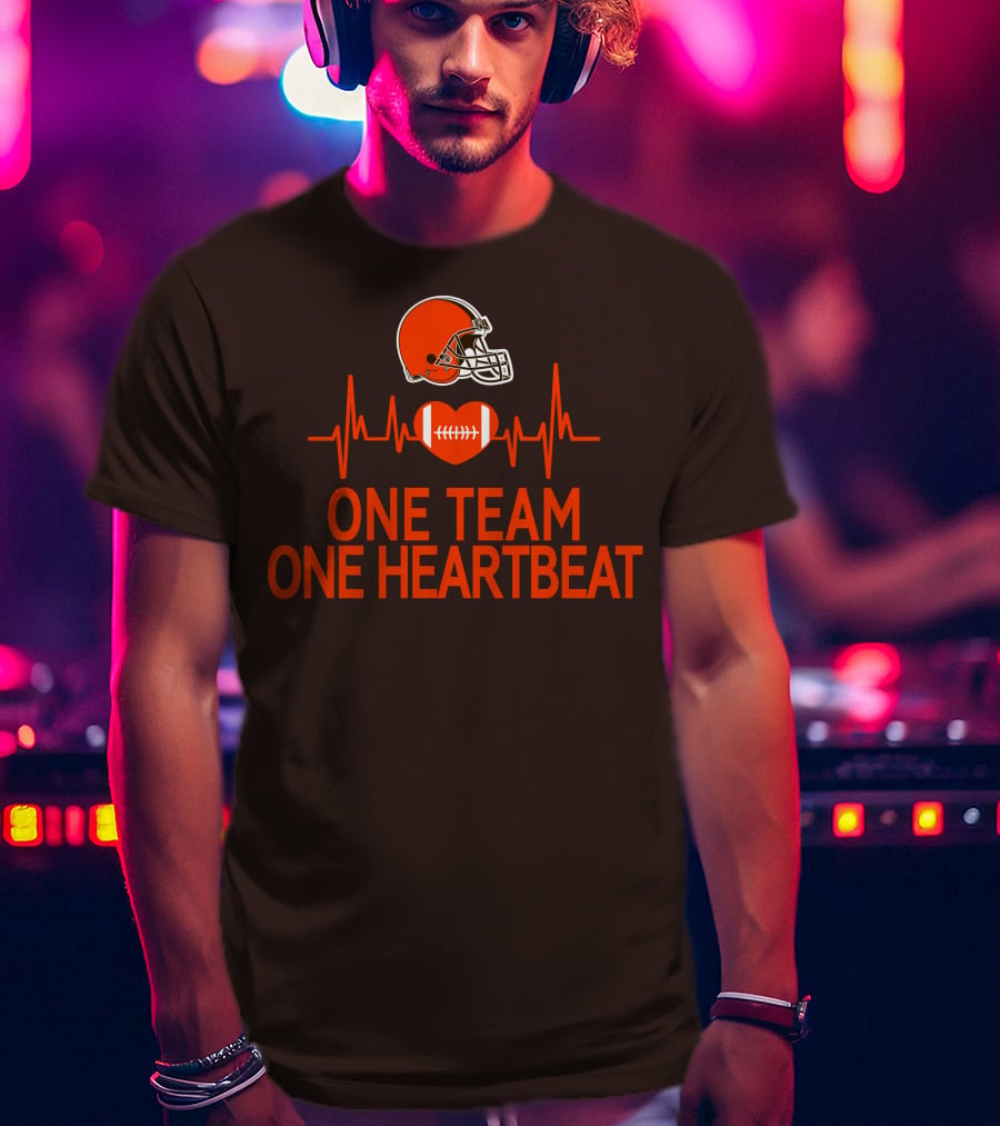 Cleveland Browns Football Helmet One Team One Heartbeat T-Shirt