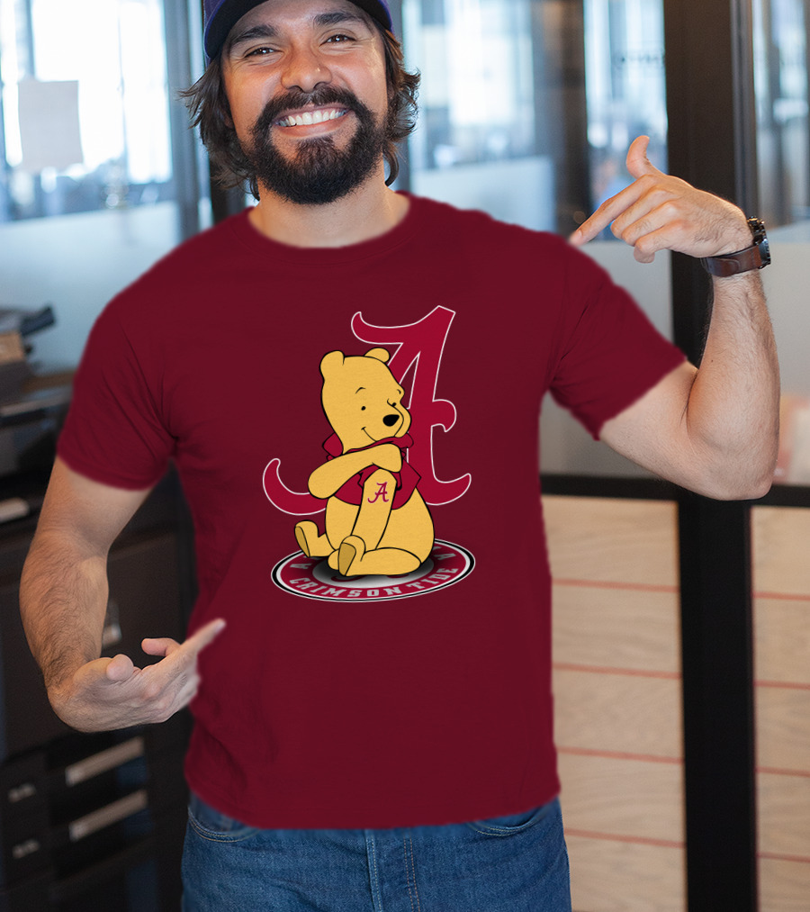 Alabama Crimson Tide Pooh Bear Sitting With Crimson T-Shirt