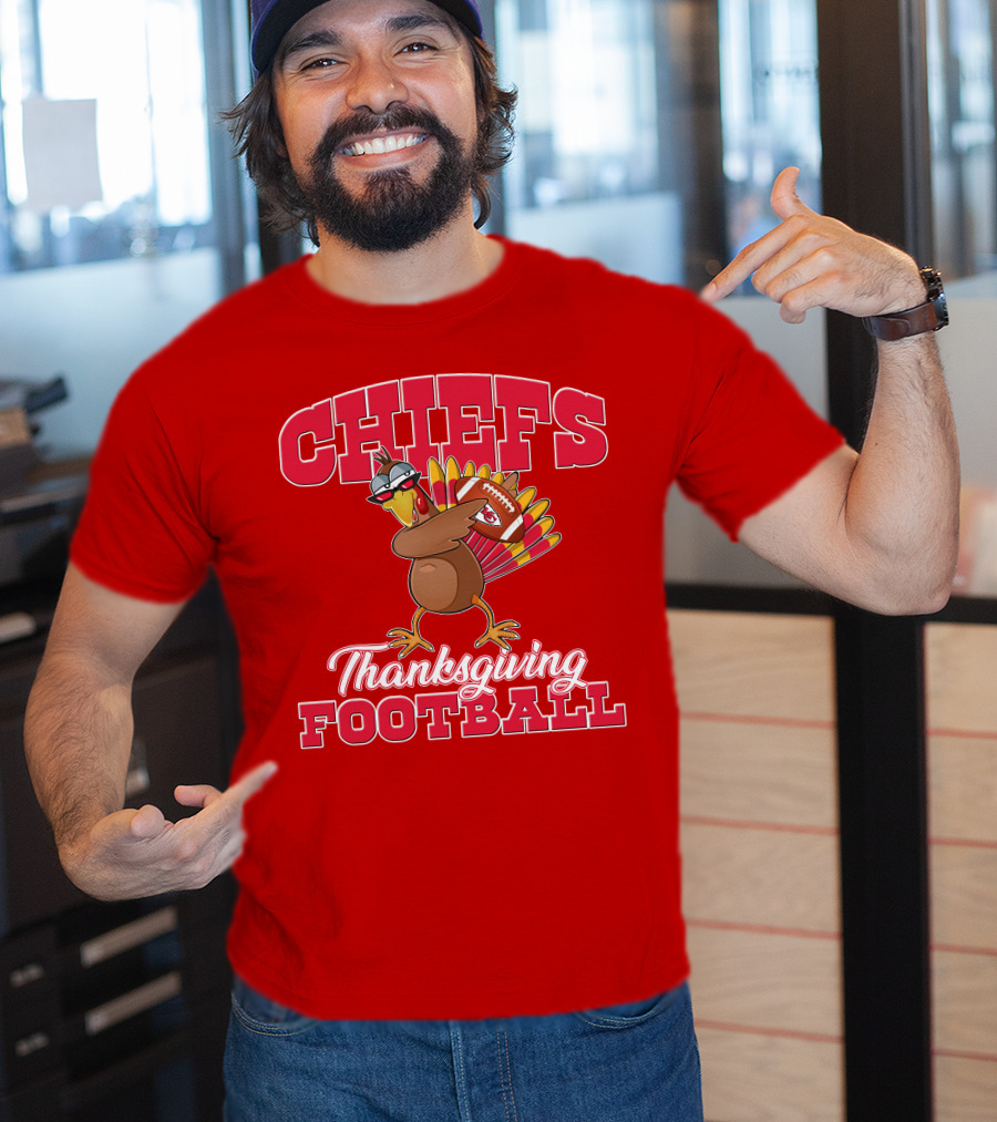 Chiefs Thanksgiving Football Turkey Holding Football T-Shirt