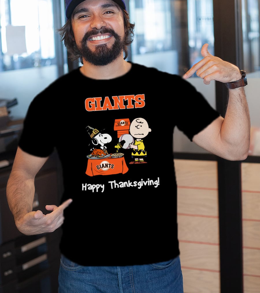 San Francisco Giants Snoopy Charlie Brown Happy Thanksgiving T-Shirt