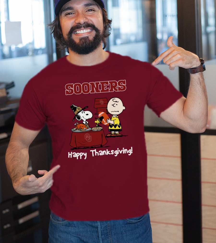 Sooners Happy Thanksgiving Snoopy And Charlie Brown T-Shirt