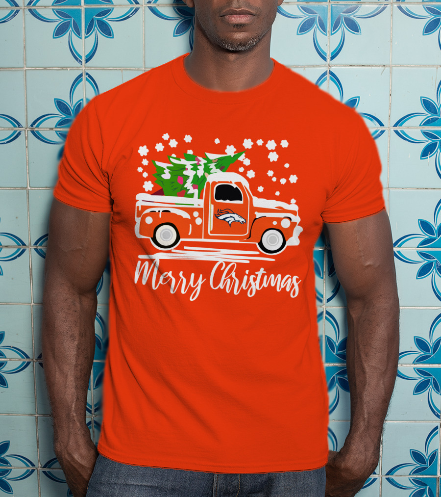 Denver Broncos Vintage Truck Merry Christmas Snowflakes T-Shirt