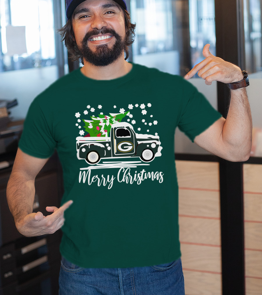 Green Bay Packers Vintage Truck With Christmas Tree Merry Christmas T-Shirt
