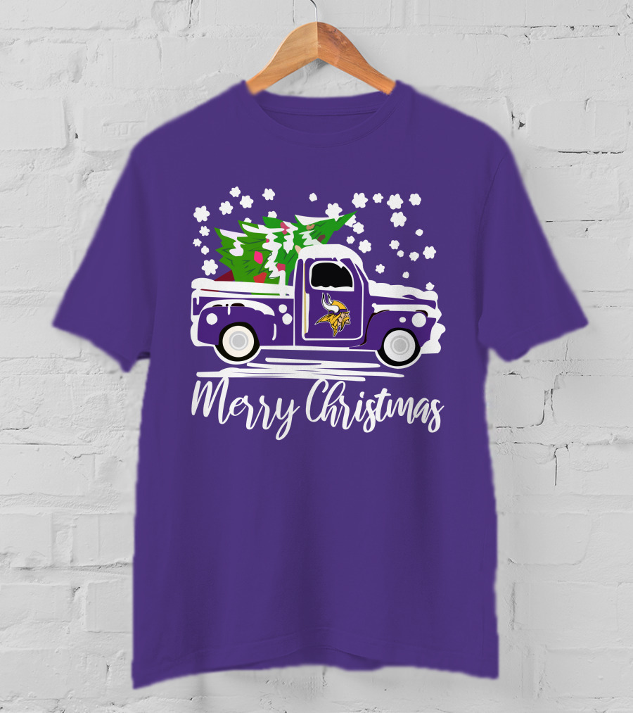 Merry Christmas Minnesota Vikings Vintage Car With Christmas Tree T-Shirt