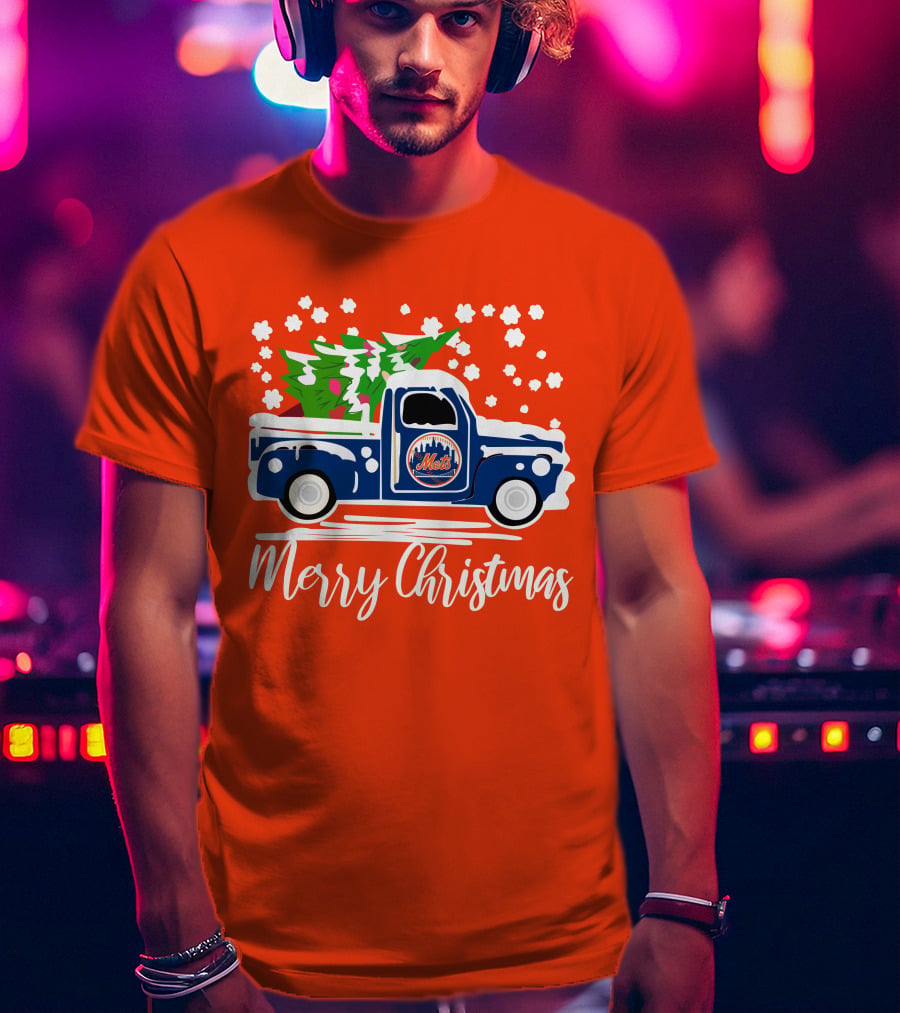 New York Mets Vintage Truck Merry Christmas Snowflakes T-Shirt