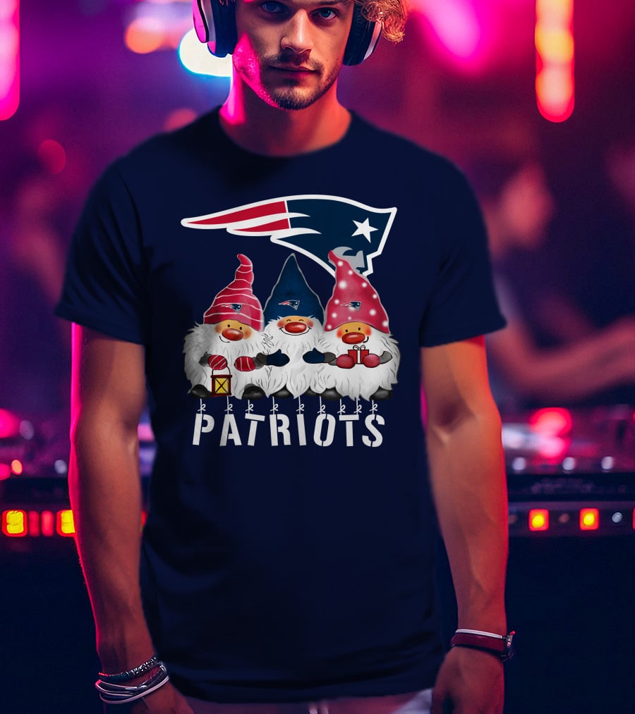 New England Patriots Merry Christmas Happy Holidays Gnomes NFL T-Shirt