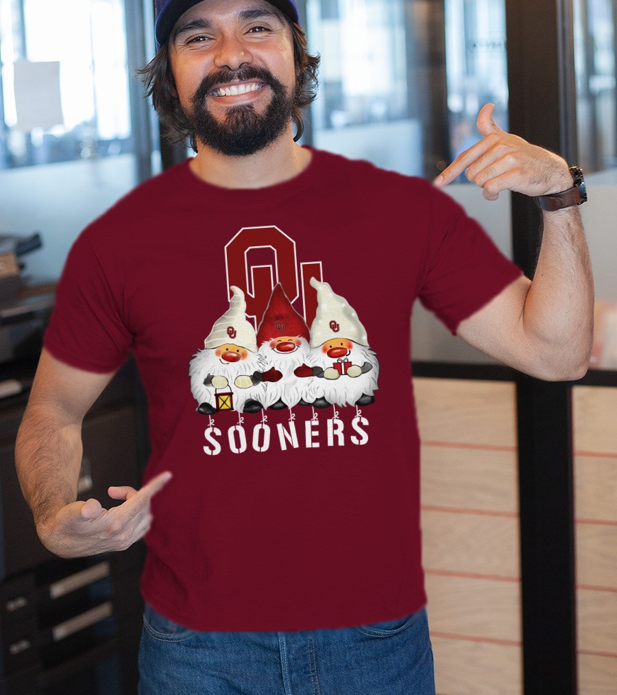 Oklahoma Sooners Christmas Gnomes Happy Holidays T-Shirt