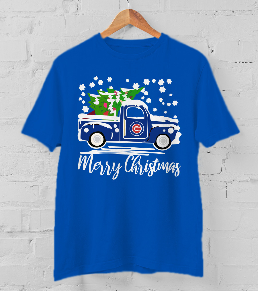 Chicago Cubs Merry Christmas Vintage Truck With Snow And Tree T-Shirt