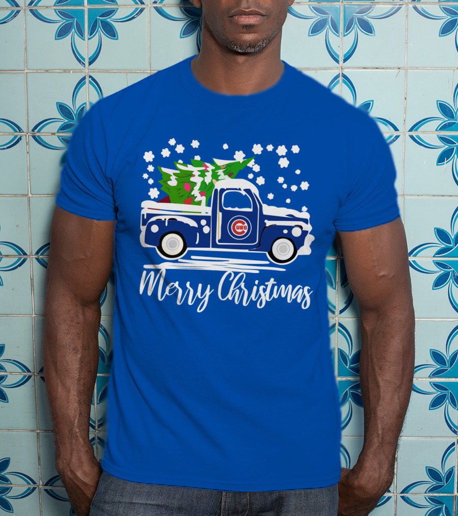 Chicago Cubs Merry Christmas Vintage Truck With Snow And Tree T-Shirt