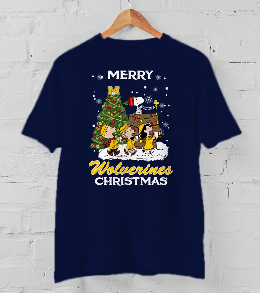 Merry Wolverines Christmas Peanuts Tree Celebration T-Shirt