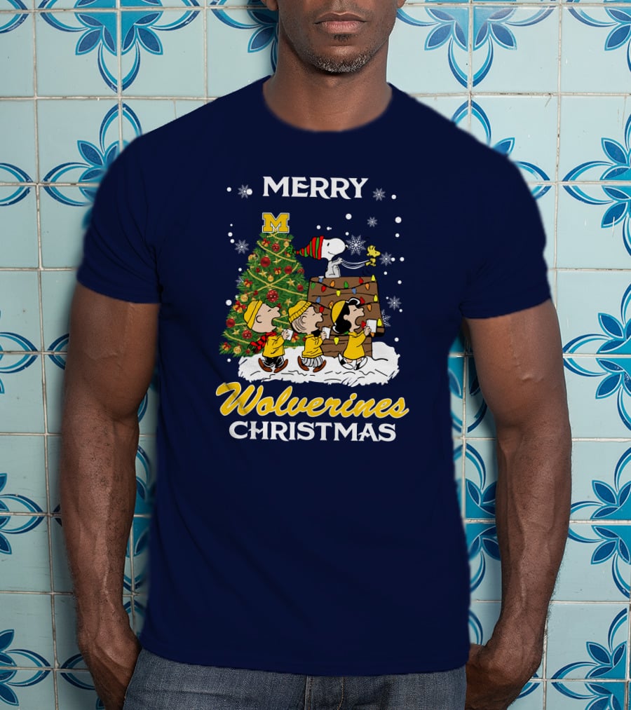Merry Wolverines Christmas Peanuts Tree Celebration T-Shirt
