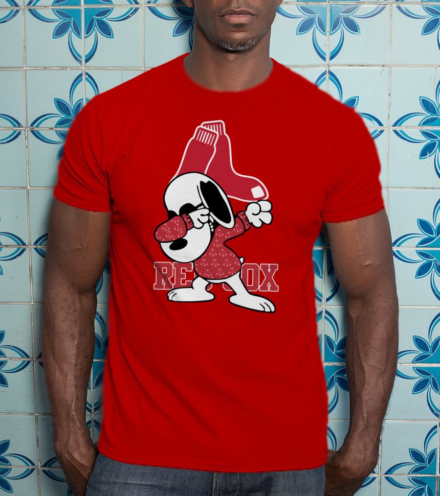Boston Red Sox Snoopy Dabbing With Red Sox T-Shirt