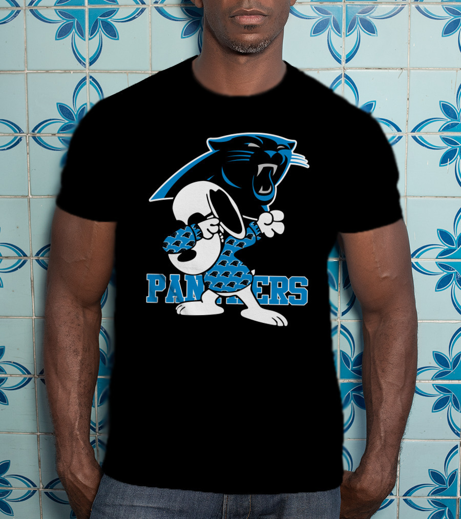 Carolina Panthers Snoopy Dabbing Panthers T-Shirt