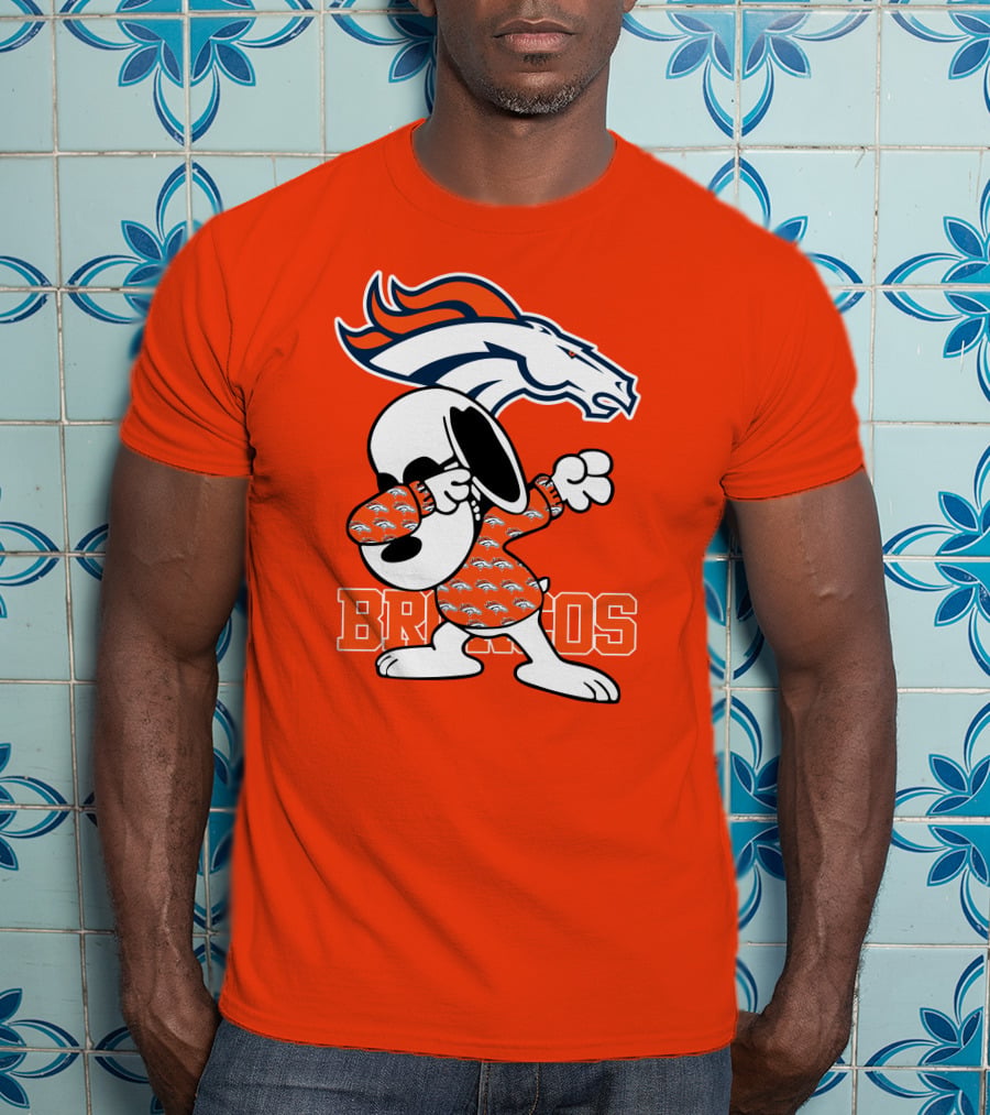 Denver Broncos Snoopy Dabbing Broncos T-Shirt