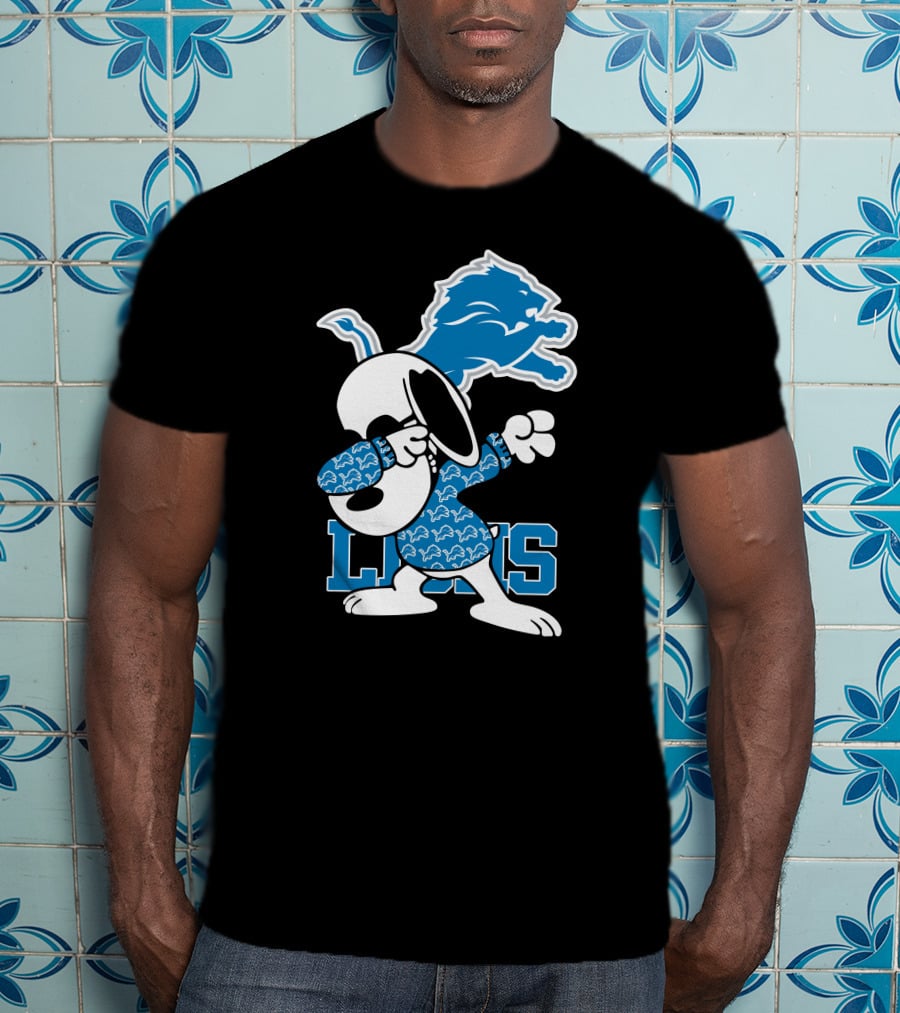 Detroit Lions Snoopy Dabbing Lions Football T-Shirt