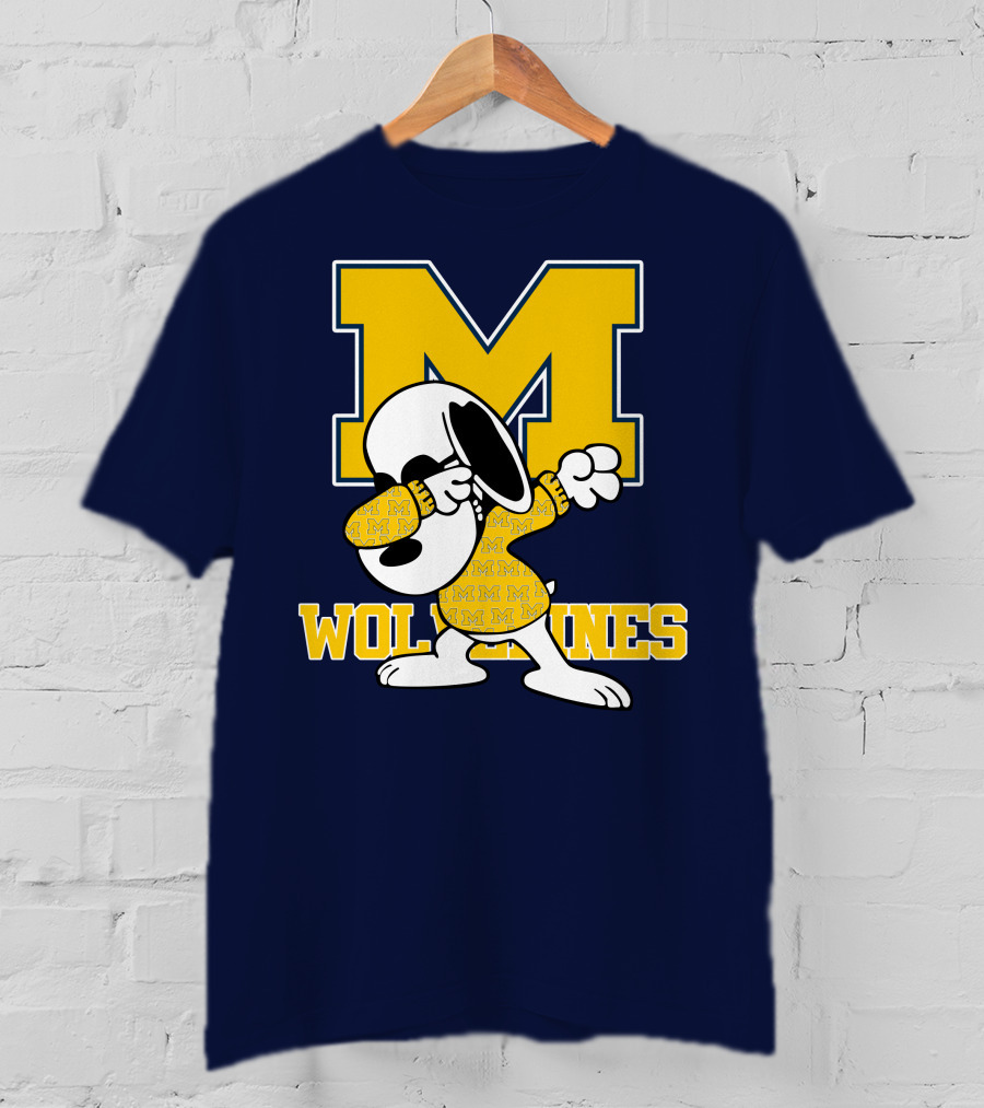 Michigan Wolverines Snoopy Dab With Block M T-Shirt