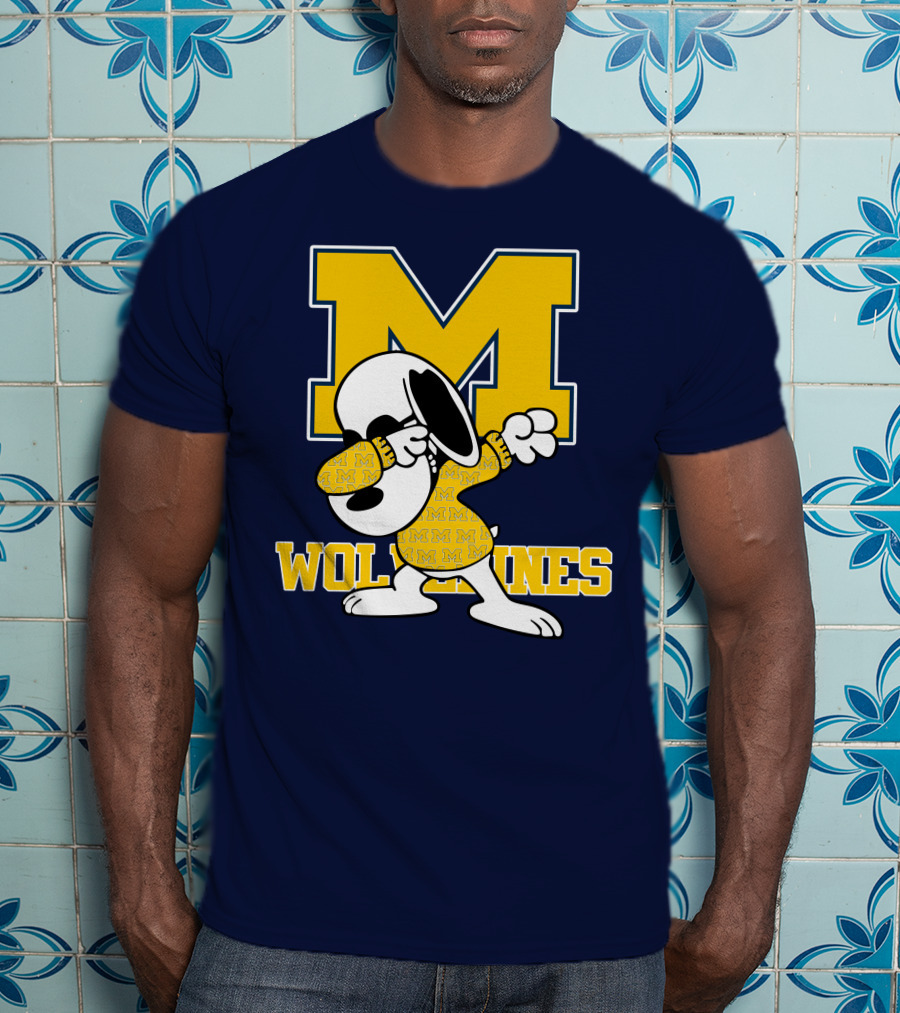 Michigan Wolverines Snoopy Dab With Block M T-Shirt