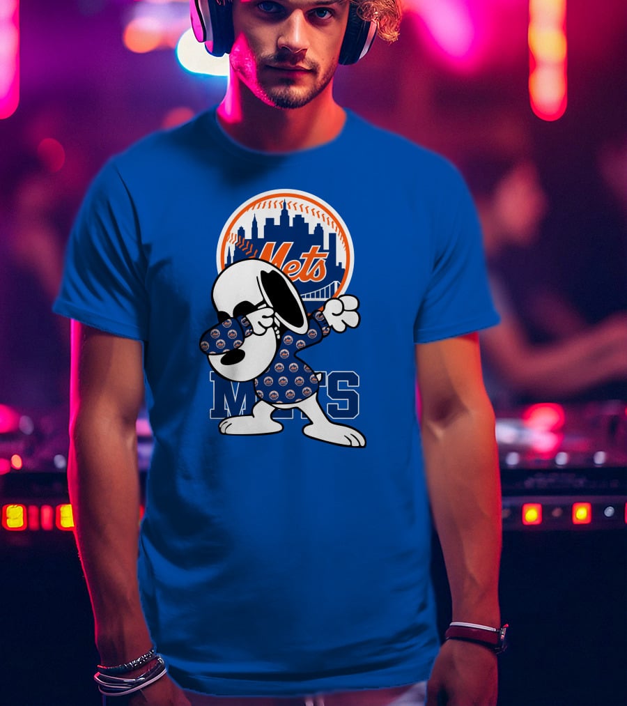 New York Mets Snoopy Dabbing Mets Logo Skyline T-Shirt