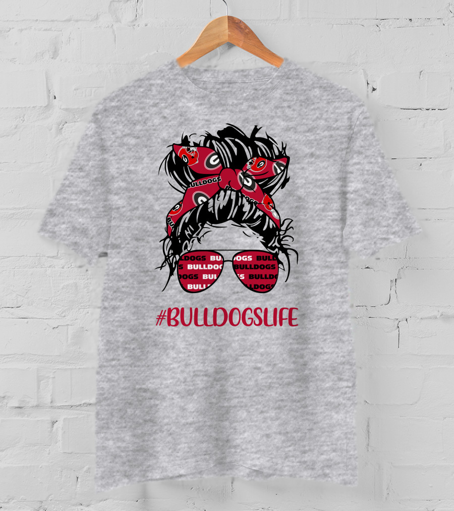 BULLDOGSLIFE Georgia Bulldogs Messy Bun Headband Glasses Girl T-Shirt