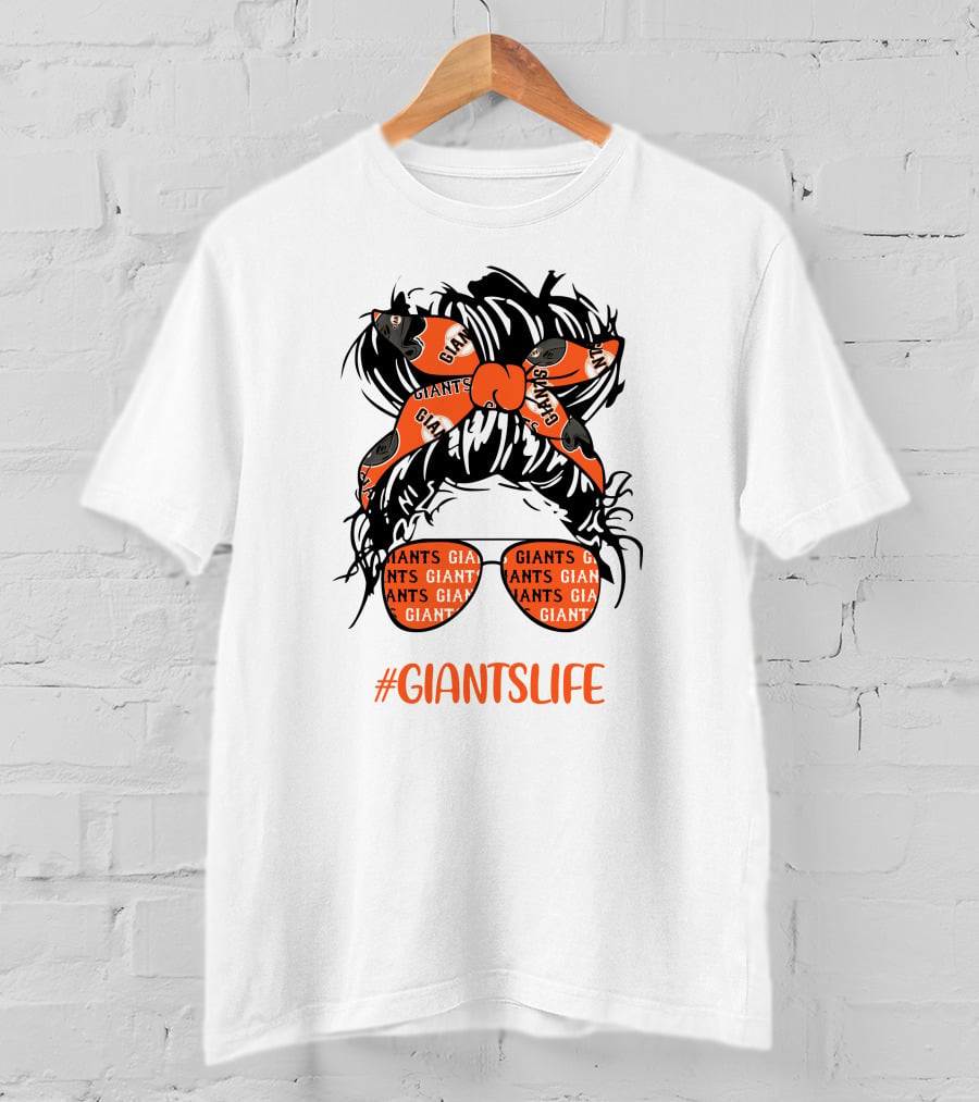 GIANTSLIFE Messy Bun Girl With Giants Headband And Glasses T-Shirt