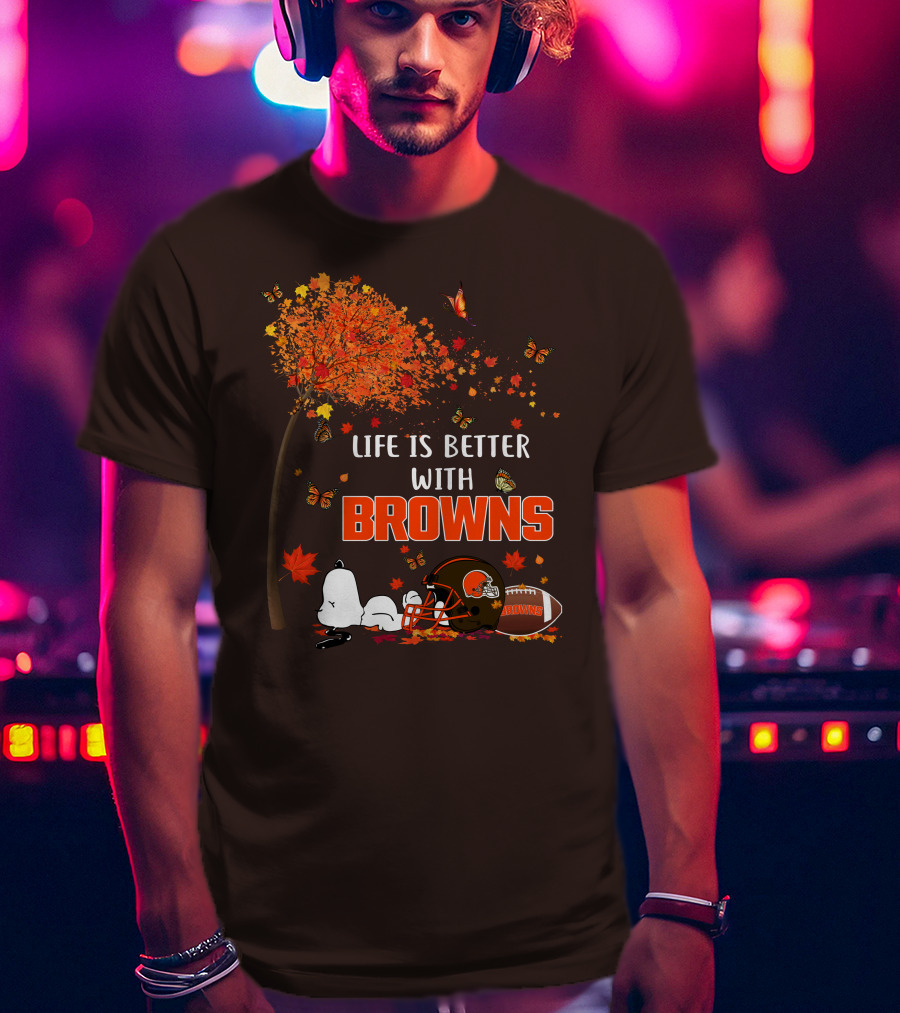 Life Is Better With My Cleveland Browns Football Autumn Scene And Peanuts Character T-Shirt