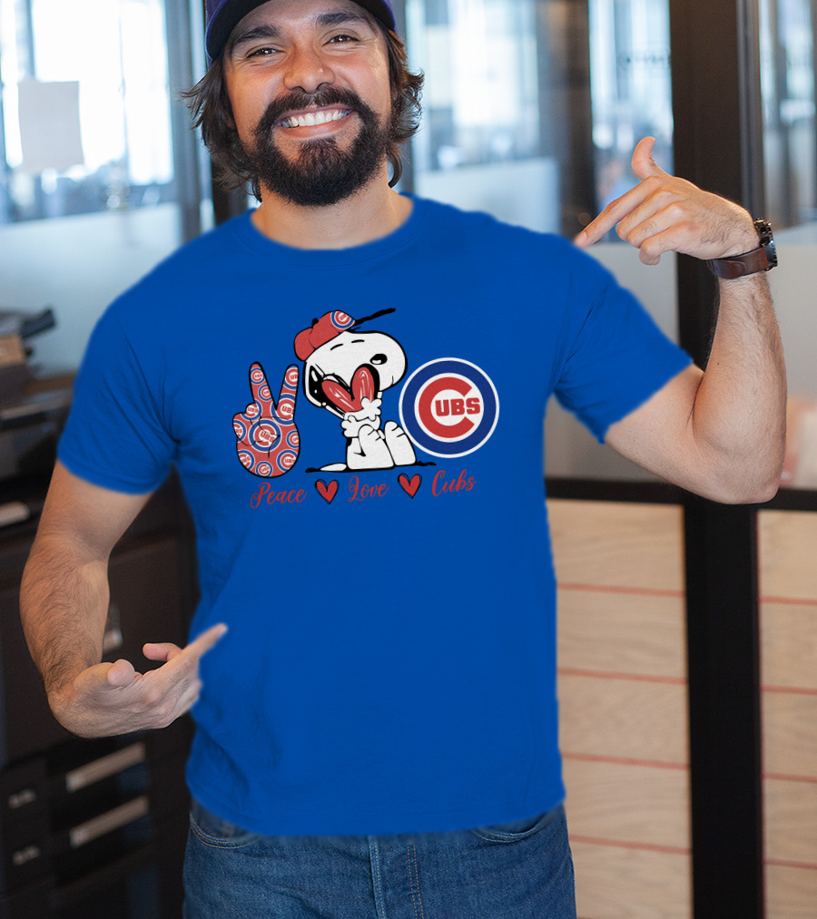 Peace Love Cubs Snoopy Chicago Cubs Baseball T-Shirt