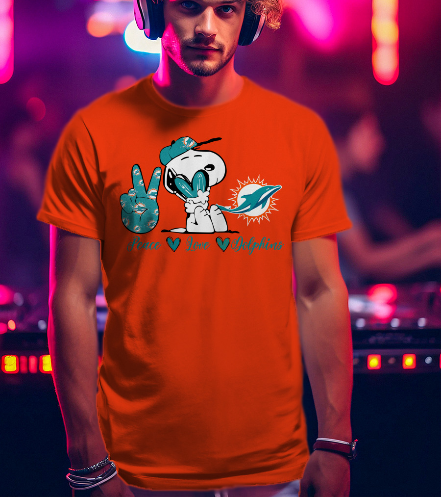 Peace Love Miami Dolphins Snoopy Fan T-Shirt