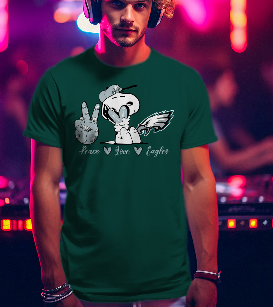 Peace Love Snoopy Philadelphia Eagles T-Shirt