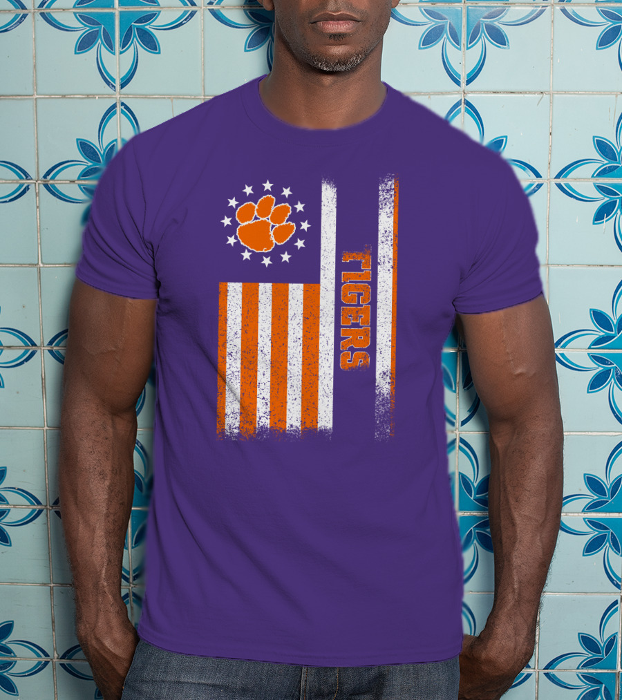 Clemson Tigers American Flag Paw Print T-Shirt