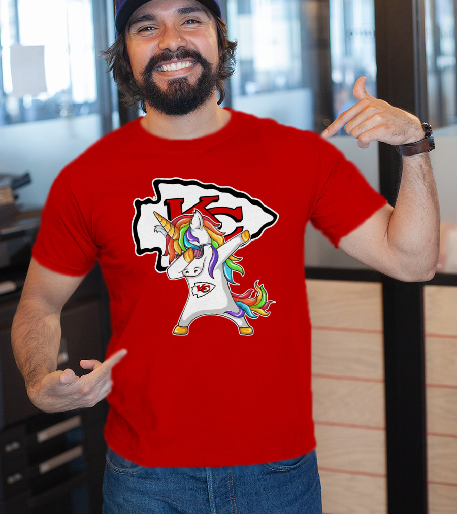 Kansas City Chiefs Unicorn Dabbing KC Logo Rainbow Mane T-Shirt