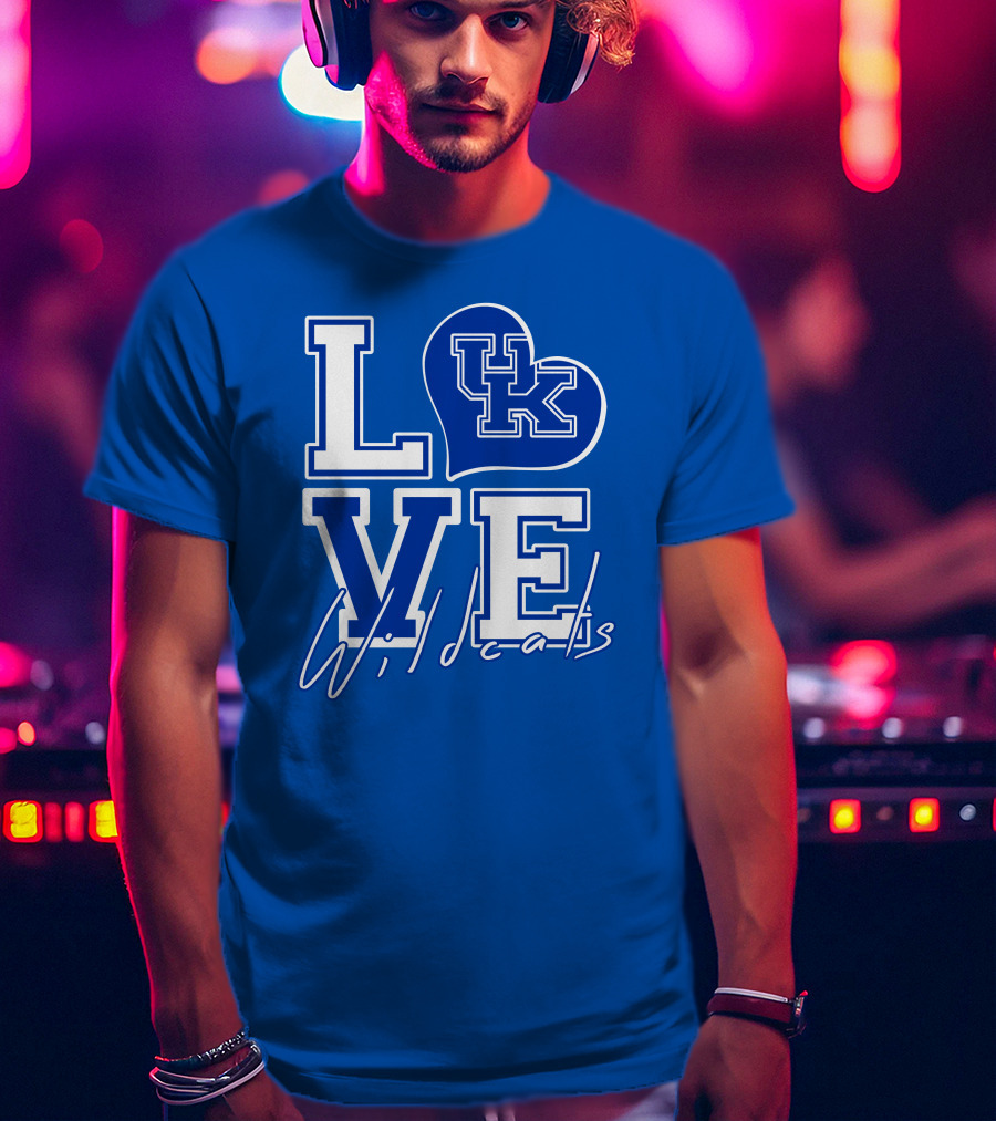 LOVE Kentucky Wildcats UK Heart Wildcats T-Shirt