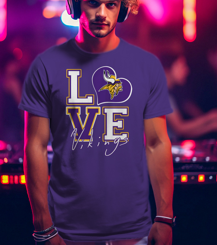 Love Minnesota Vikings Heart T-Shirt