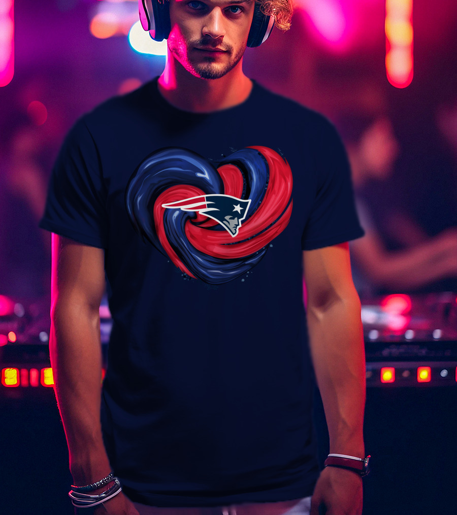 New England Patriots Heart Swirl T-Shirt