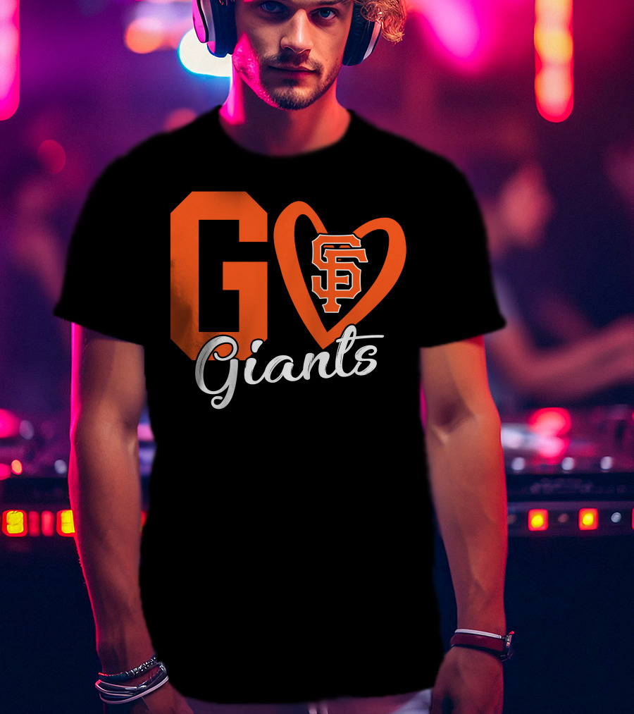 Go Giants SF Heart T-Shirt
