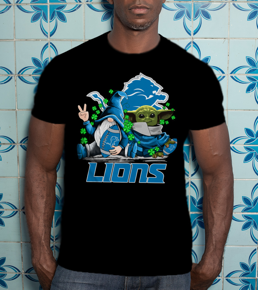 Leprechauns Gnomes Baby Yoda Lions Football Detroit Clover Hug T-Shirt