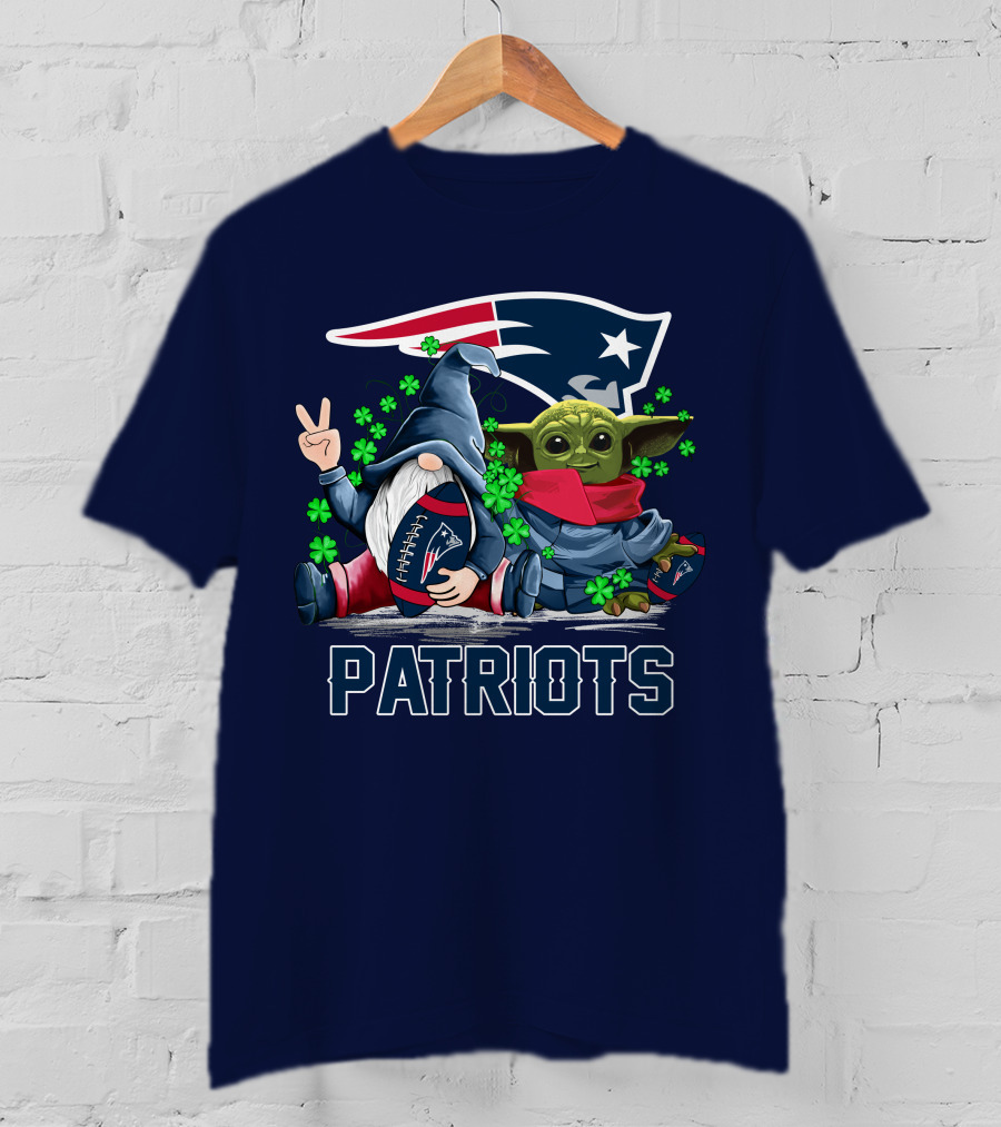 Leprechauns Gnomes Baby Yoda New England Patriots Football Icons T-Shirt