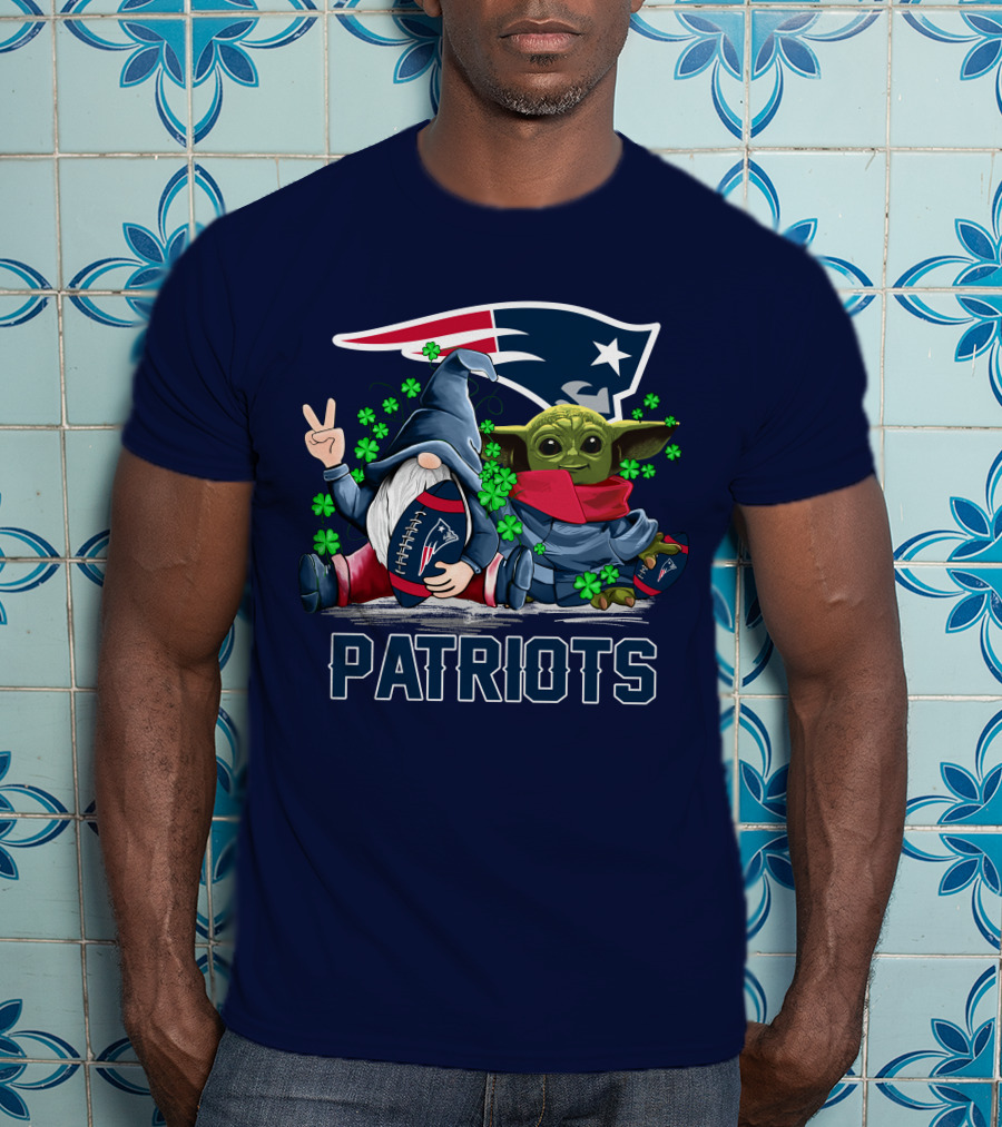 Leprechauns Gnomes Baby Yoda New England Patriots Football Icons T-Shirt