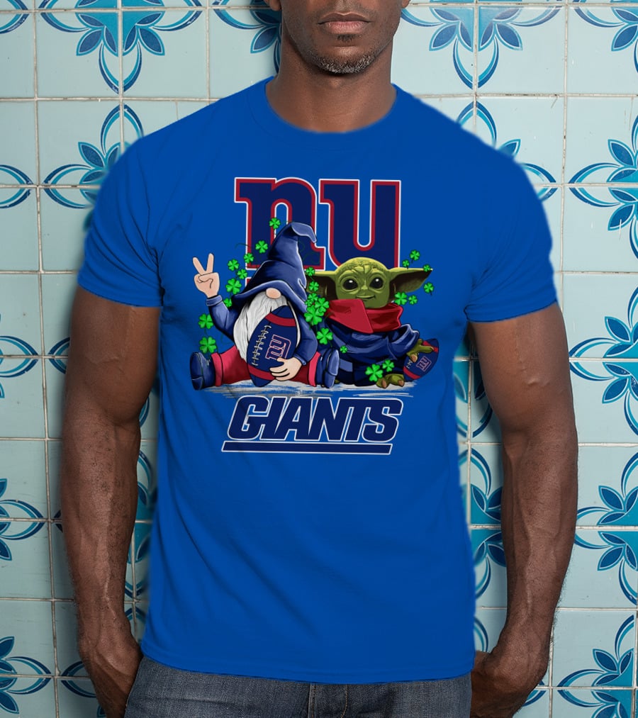 New York Giants Leprechauns Gnomes Baby Yoda Football Clover T-Shirt