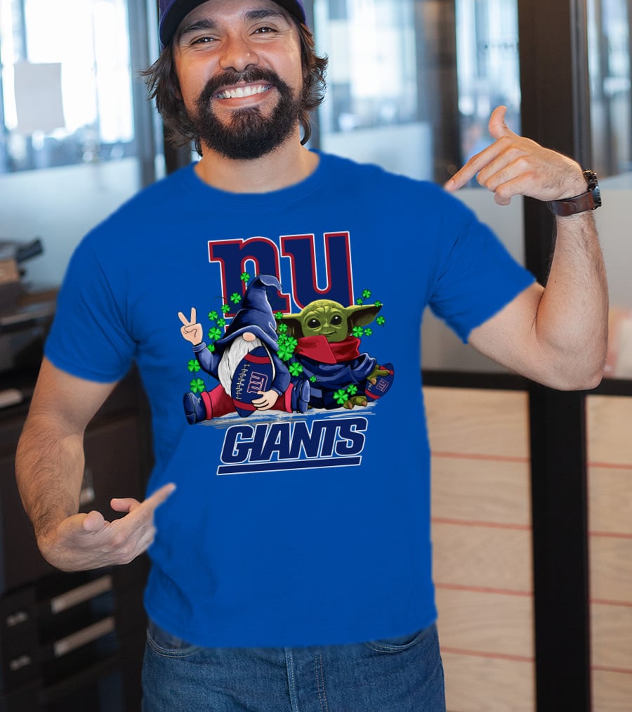 New York Giants Leprechauns Gnomes Baby Yoda Football Clover T-Shirt
