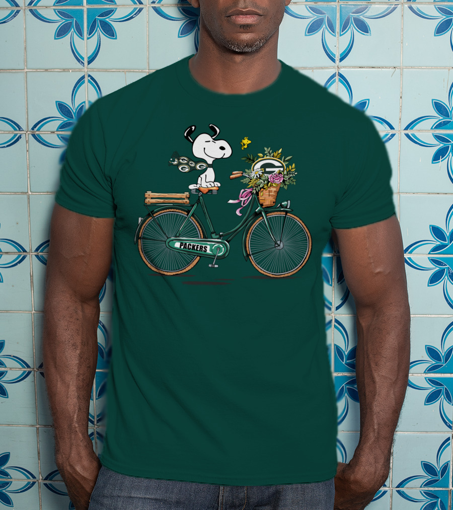 Packers Snoopy On Bicycle With Flowers And Woodstock T-Shirt