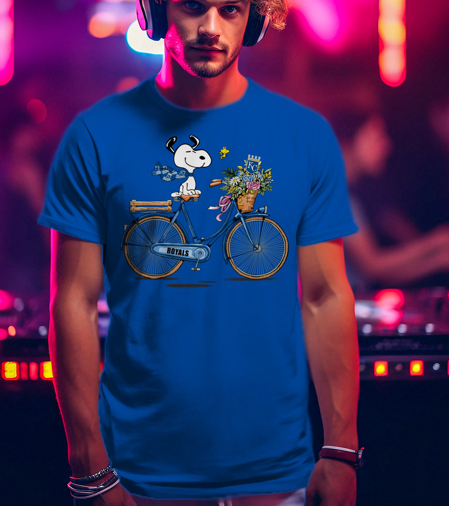 Kansas City Royals Snoopy Riding Bicycle With Woodstock And Flowers T-Shirt