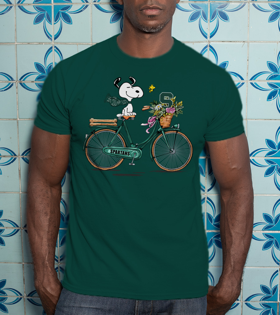 Michigan State Spartans Snoopy On Bicycle With Flowers T-Shirt