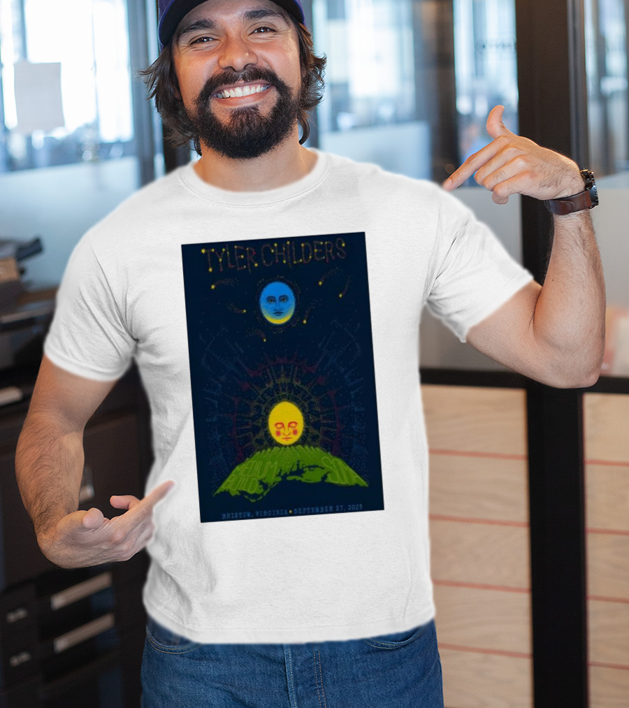 Tyler Childers Bristow Virginia September 27 2025 Medium Build Sola Blue Moon Yellow Sun T-Shirt