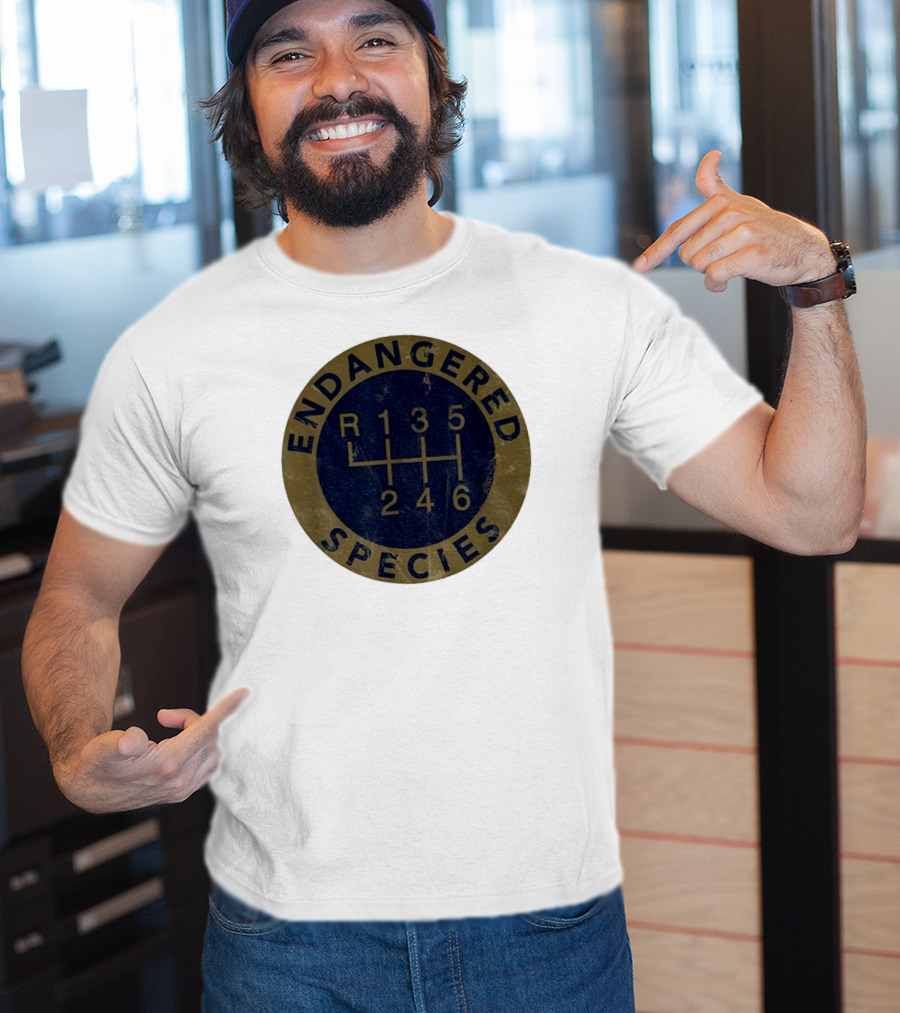 Endangered Species R 135246 Vintage Gear Shift Emblem T-Shirt