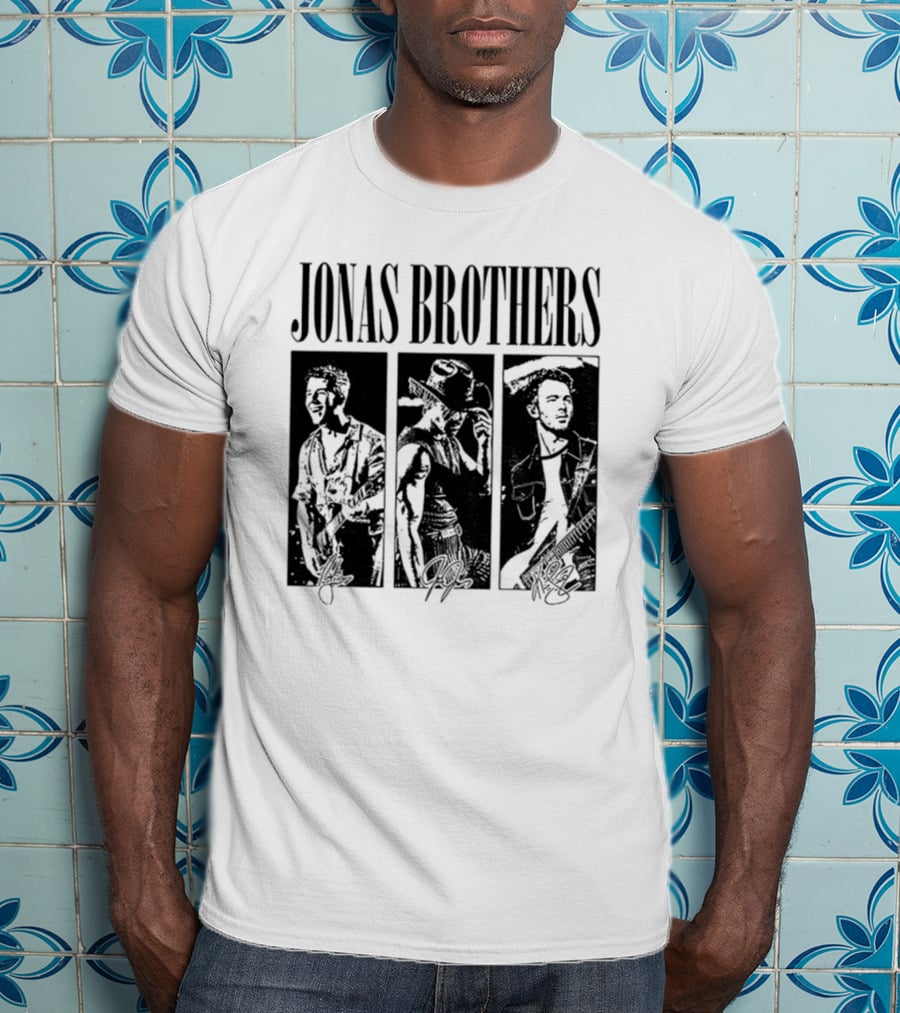 Jonas Brothers Vintage 90's Boy Band Signature Retro Style T-Shirt