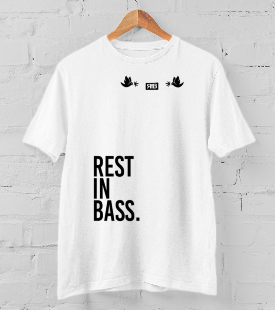 Rest In Bass Che Flying High Peace Symbol Headphones Star Elements T-Shirt