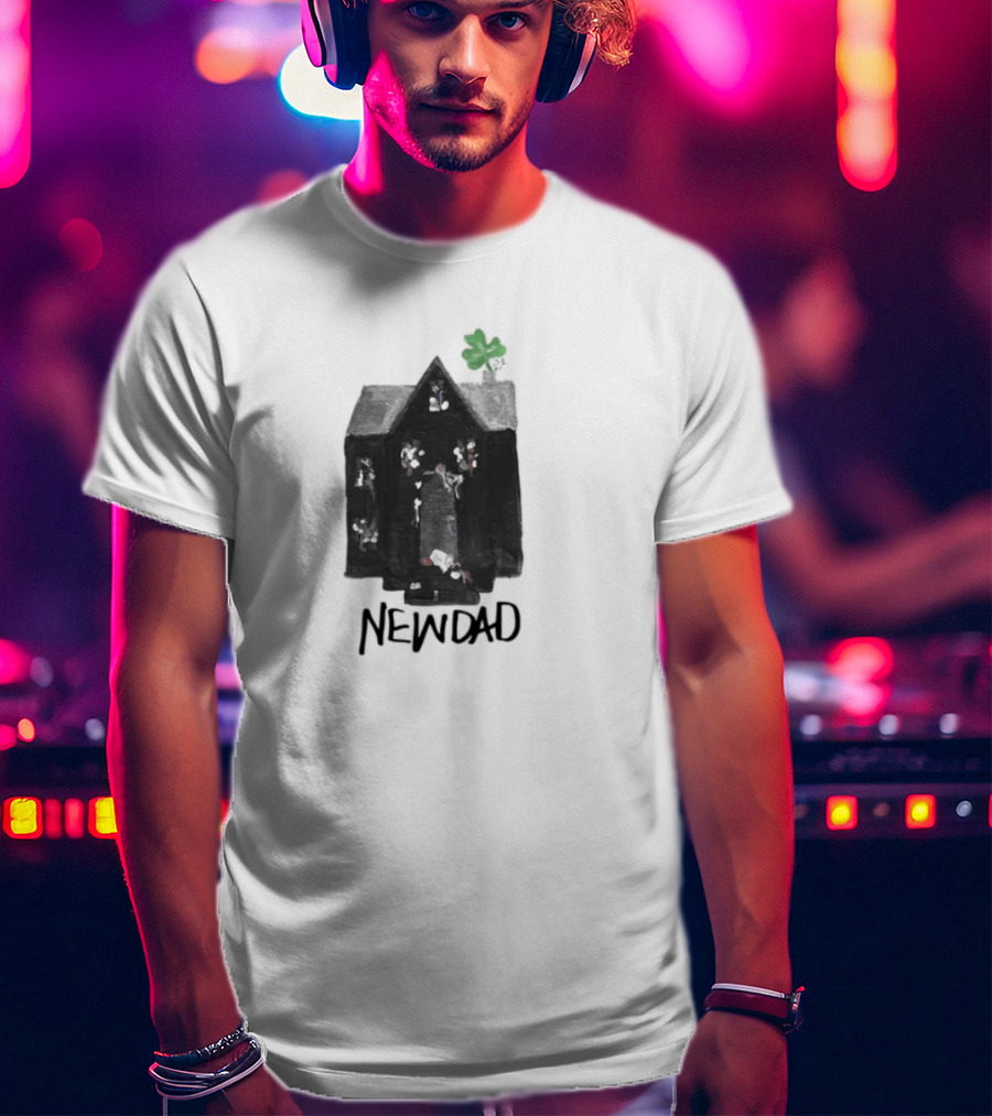 Newdad Altar House With Green Shamrock T-Shirt