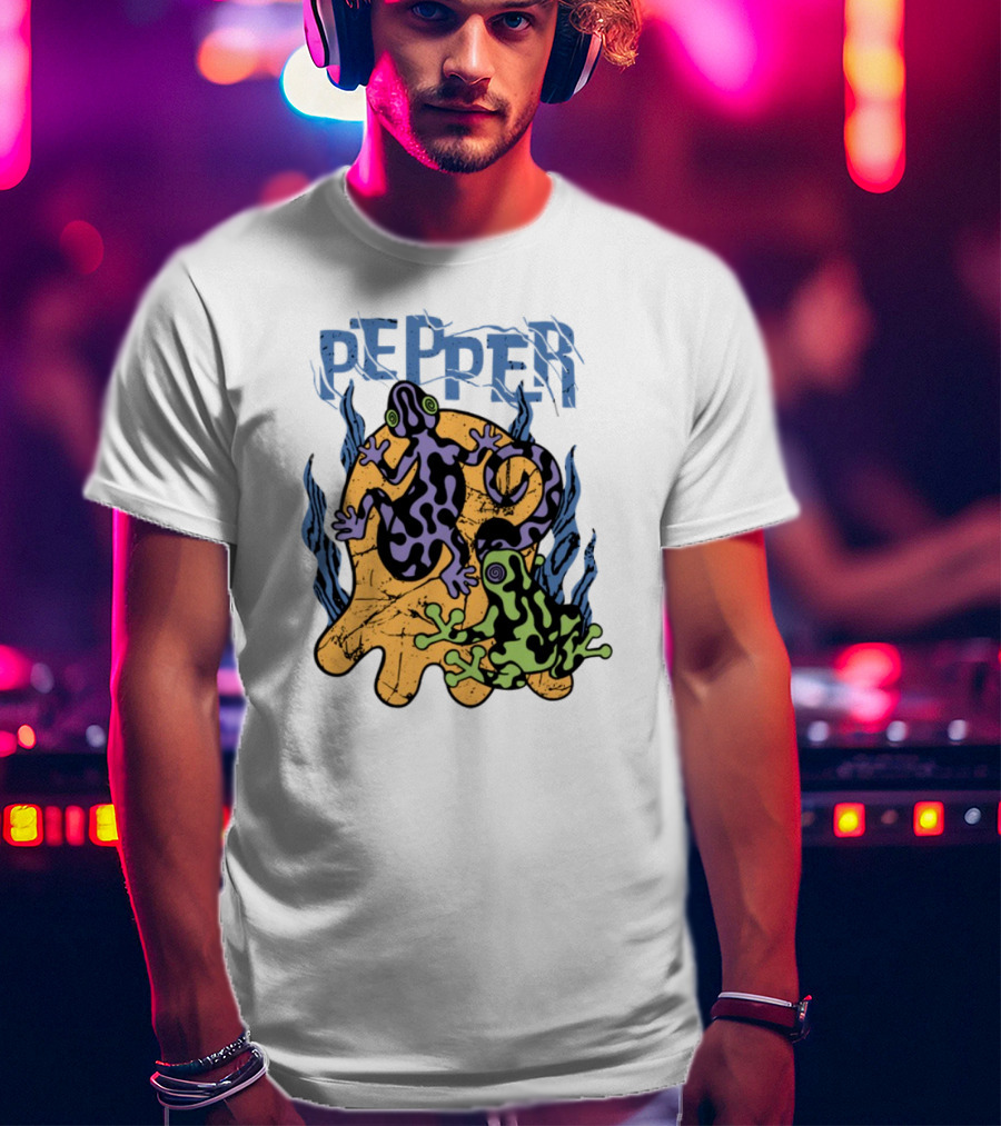 Pepper Skullconut Amphibians Psychedelic Frogs Graphic T-Shirt