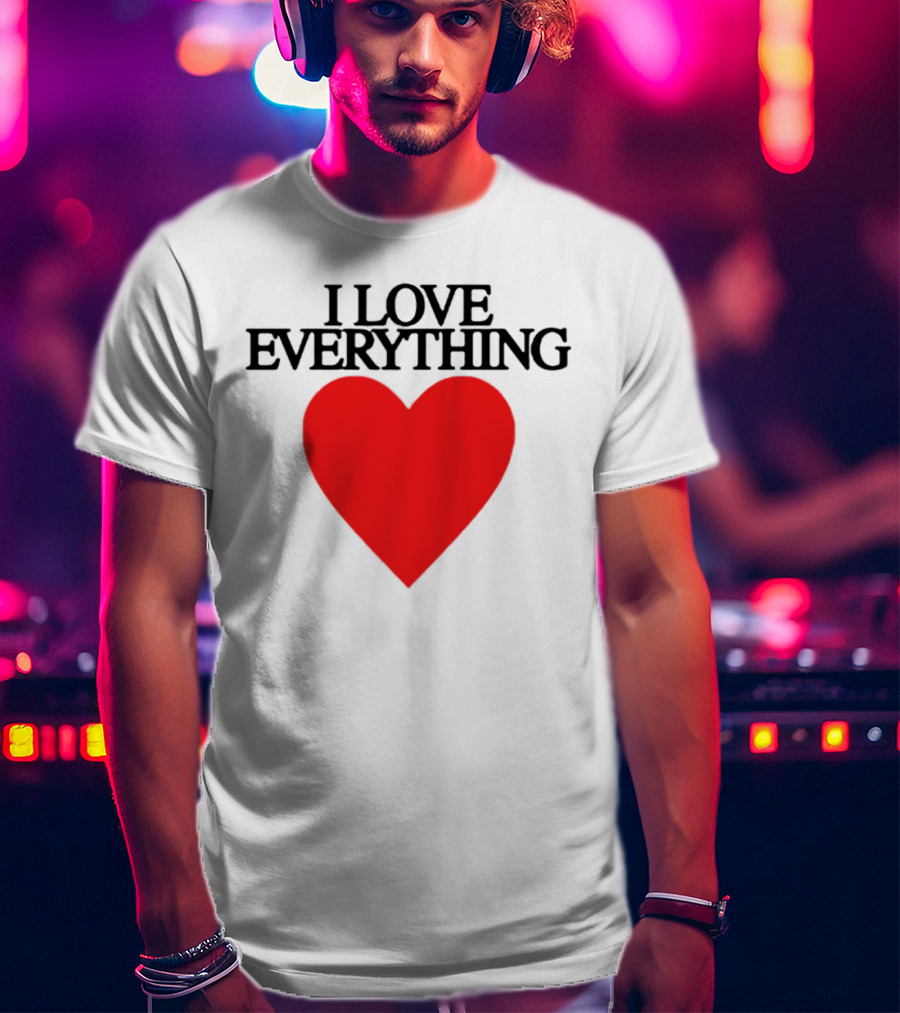 Mira Joyce I Love Everything Heart Red Graphic Style T-Shirt
